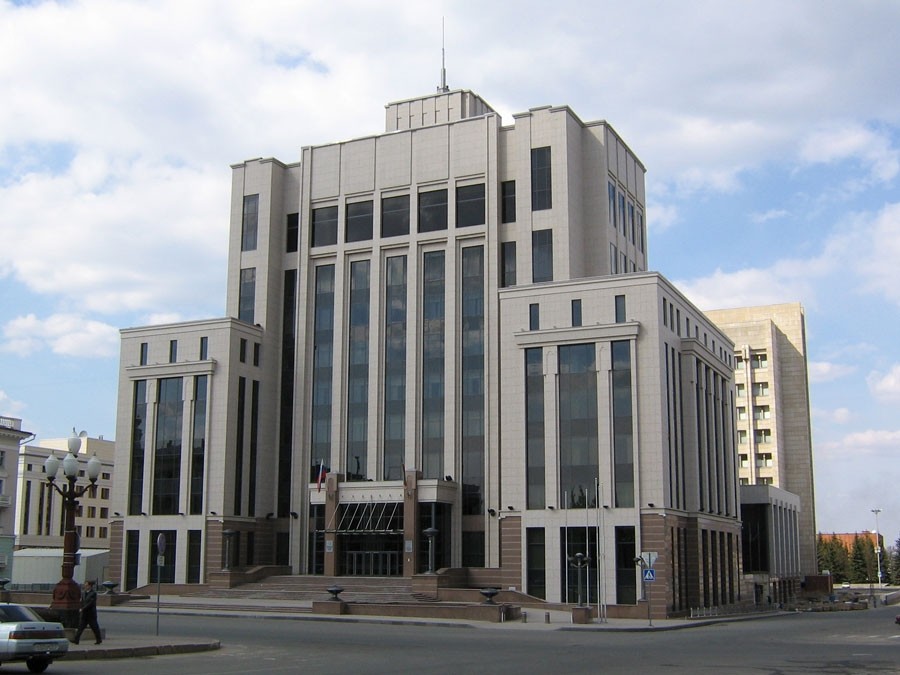 С 1 января изменятся базовые оклады работников образования - Новости
