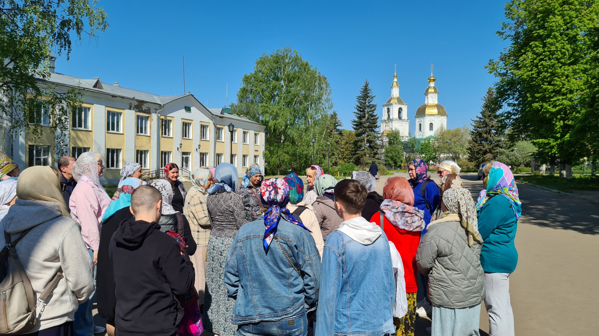Тур для членов профсоюза - Новости